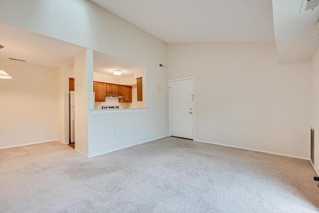 Photo - 2310 Aspen Dr