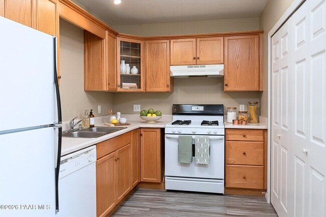 Photo - 8430 E Leigh Dr Unit B