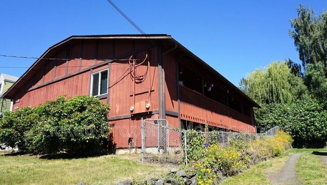 Photo - 1134 Scott Ave