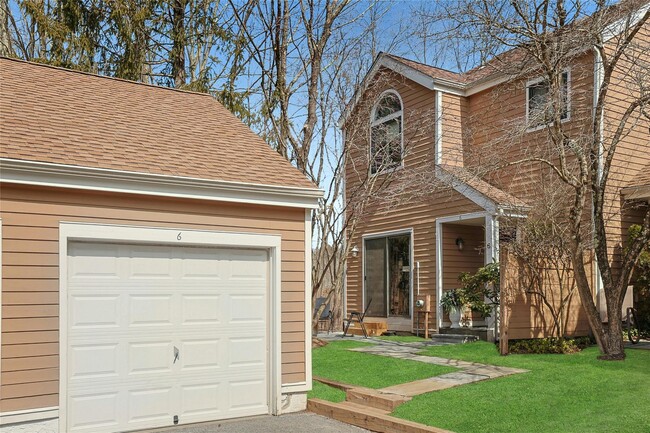 Photo - 6 Deer Run Townhome