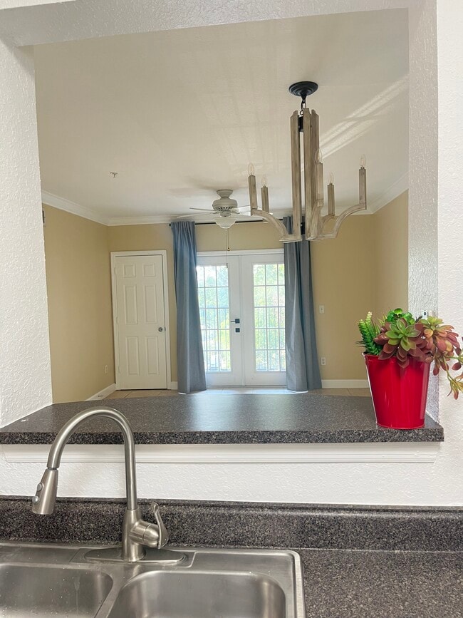 Photo - 304 E South St Unidad 4022