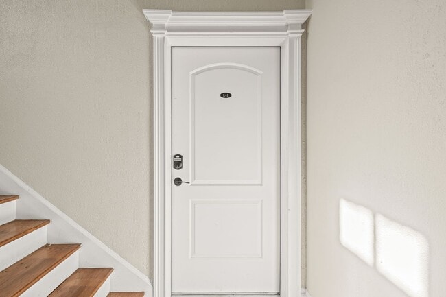 Photo - 2117 W DEKLE, L-2