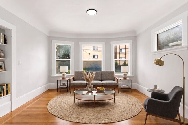 Building Photo - Freshly Renovated 1 Bed, 1 Bath Oakland Home with In-Unit Laundry Unit 1929B