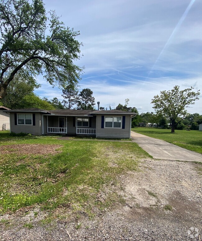 Building Photo - 1441 Bassett St Rental