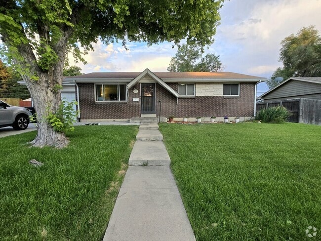8250 chase way - 8250 Chase Way Rental