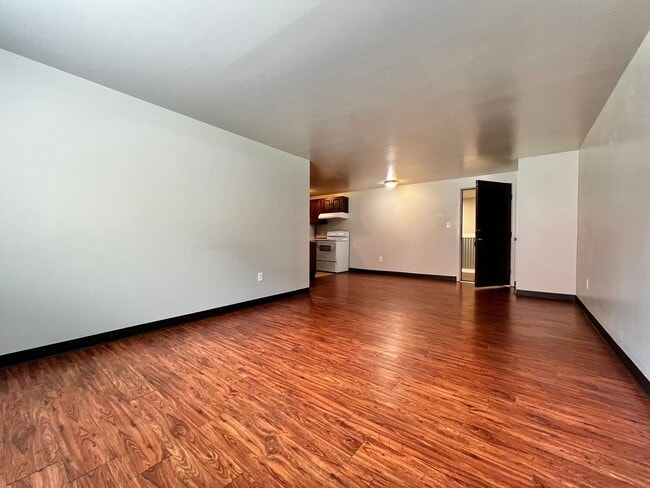 Photo - Mathews634 (KC-NB)