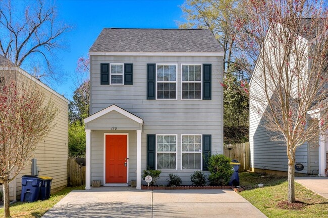 Photo - 150 Village Run