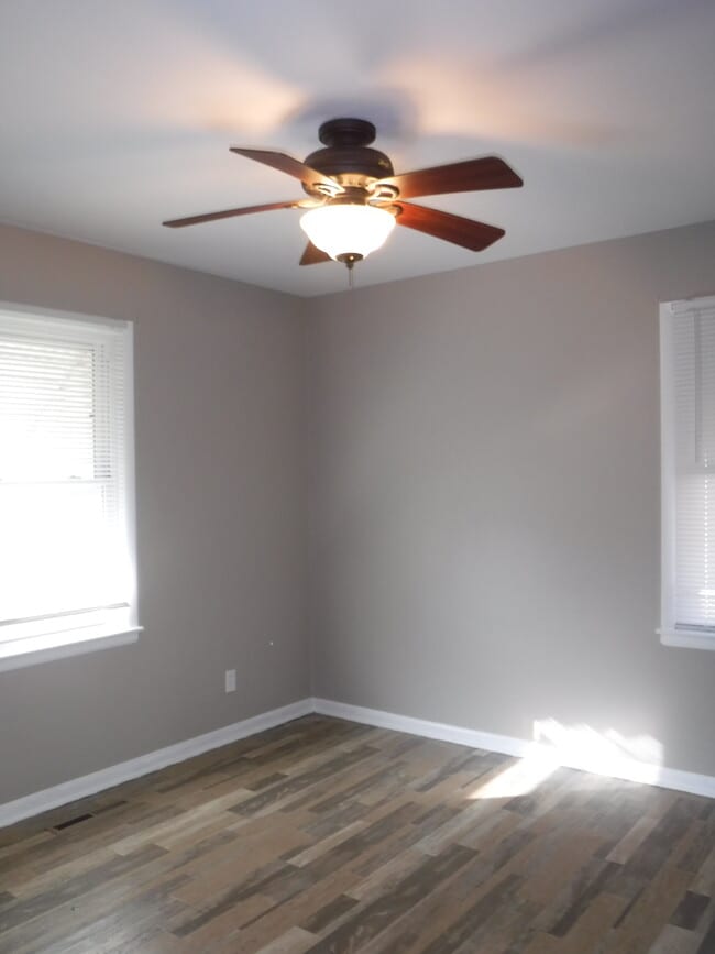 Photo - 3415 Doniphan Ave