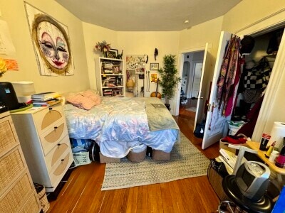 Building Photo - 212 Winthrop Rd Unit 1