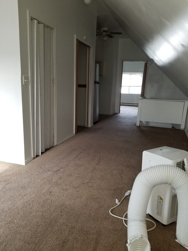 Photo - 15448 Calcutta Ave Unidad 3rd Floor