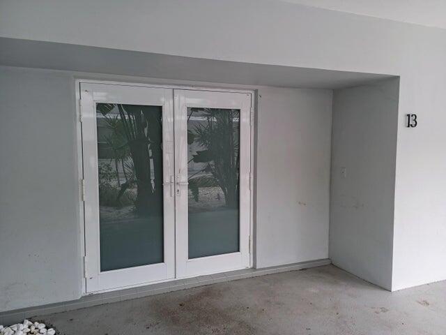 Photo - 15 S Palmway Unit 13