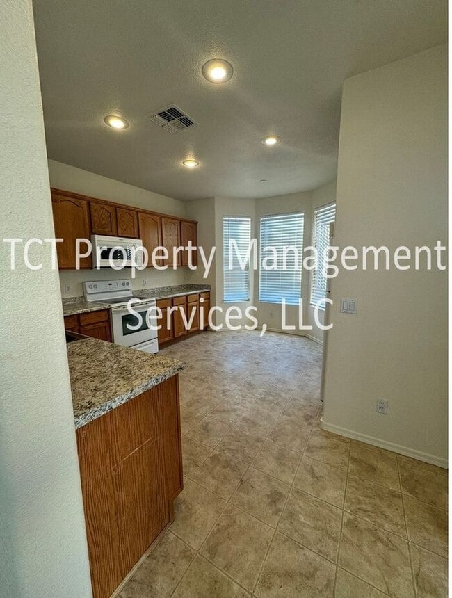 Photo - Cozy Three Bedroom House in Gated Mesa Community