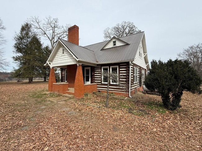 Building Photo - 4676 Sevierville Rd