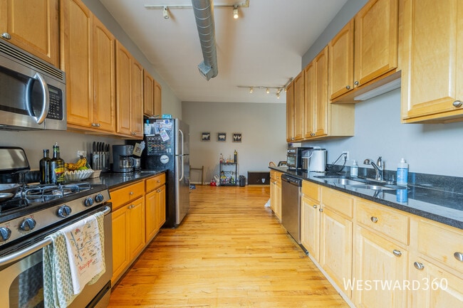Building Photo - 2636 N Orchard St Unit 4F