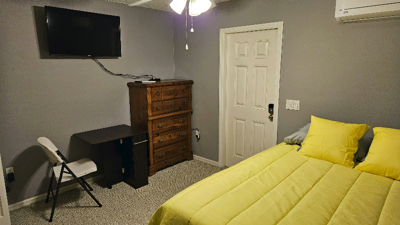 Photo - 2885 W Huron Dr House