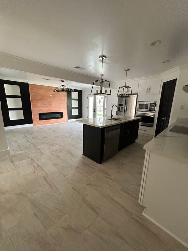 Photo - 4819 Lurline St