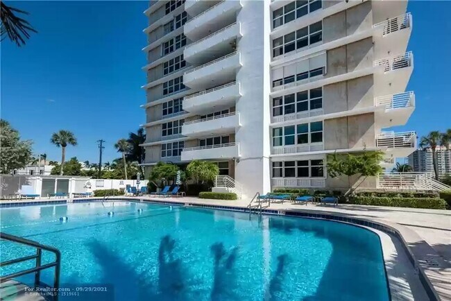 Photo - 888 Intracoastal Dr Unit 4F