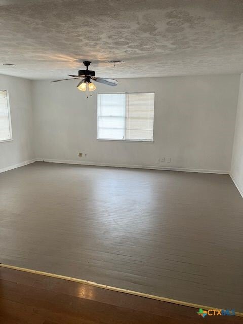 Photo - 208 E Voelter Ave