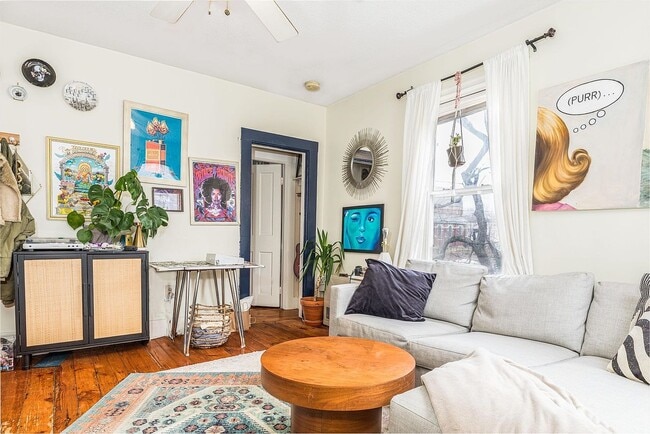 Building Photo - 170 Austin St Unit 2