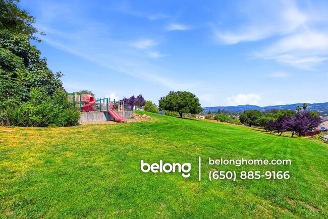 Photo - 23460 Lakeridge Ave