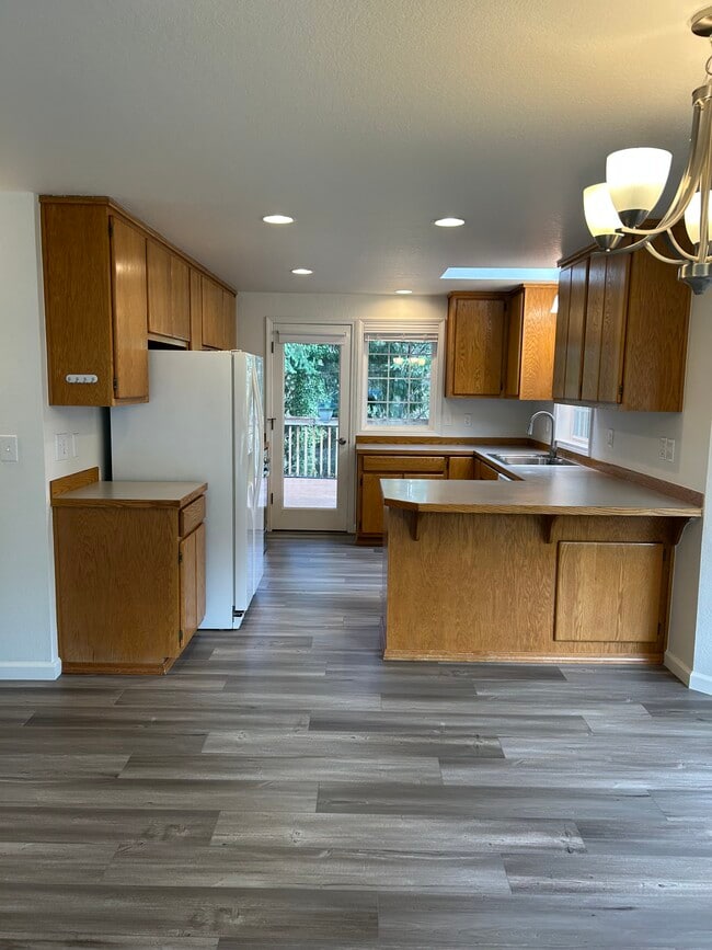 Photo - 4906 123rd St NE