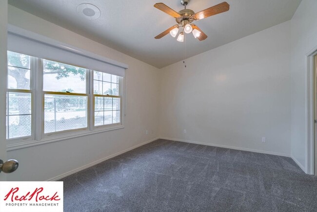 Photo - 3 Bedroom End Unit Home in Downtown St. Ge...