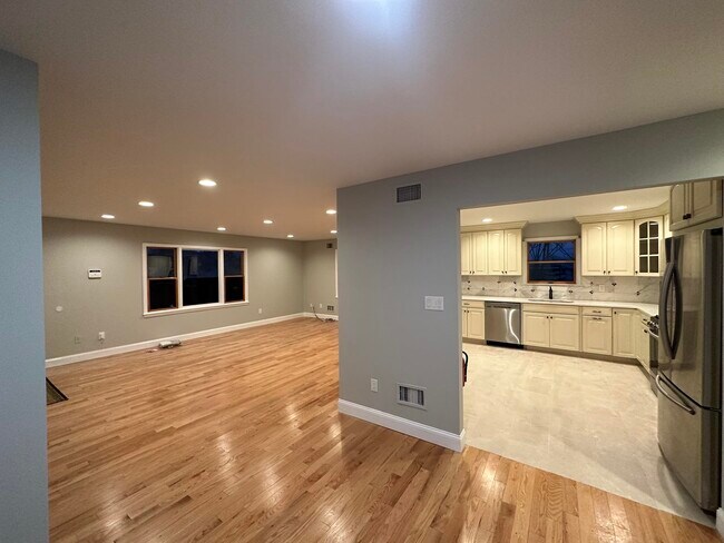 Photo - 184 Jersey Ave Unit 1A