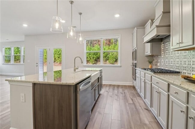 Photo - 3507 Creek Hollow