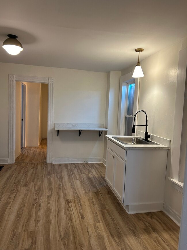 Building Photo - 312 Washington St Unit 312 A Washington St. Rental