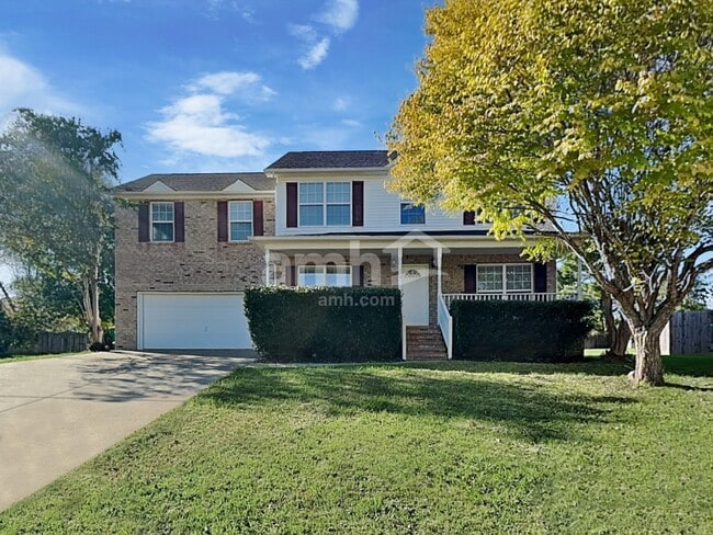 Building Photo - 204 Bates Ct