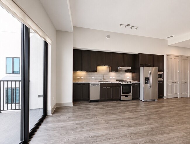 Photo - 9787 Katy Fwy Unit 1605