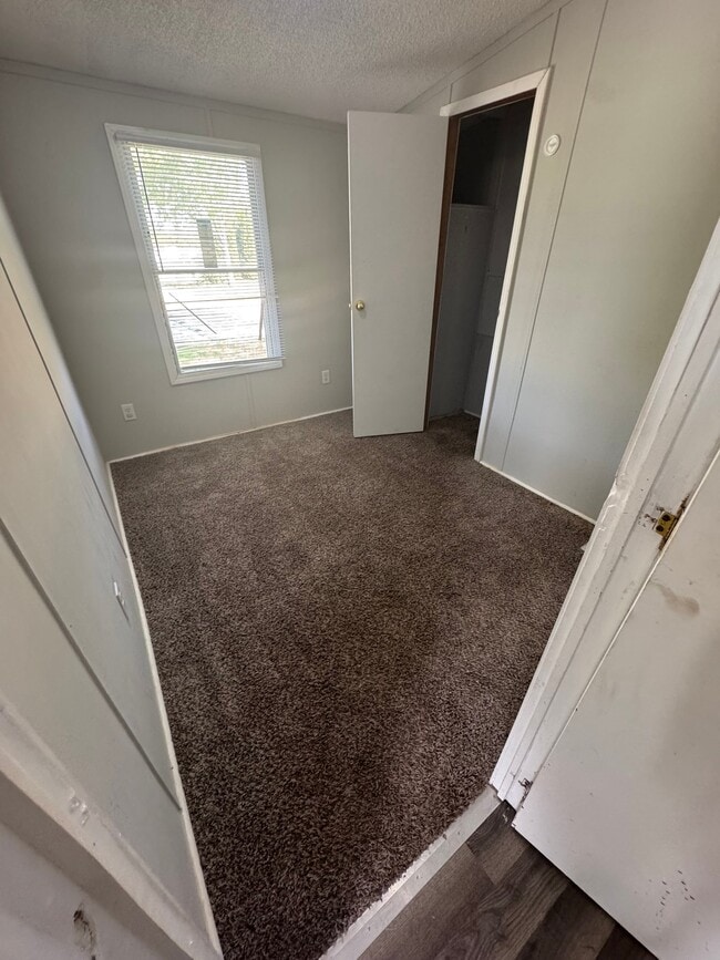 Photo - 2552 Smith Ave