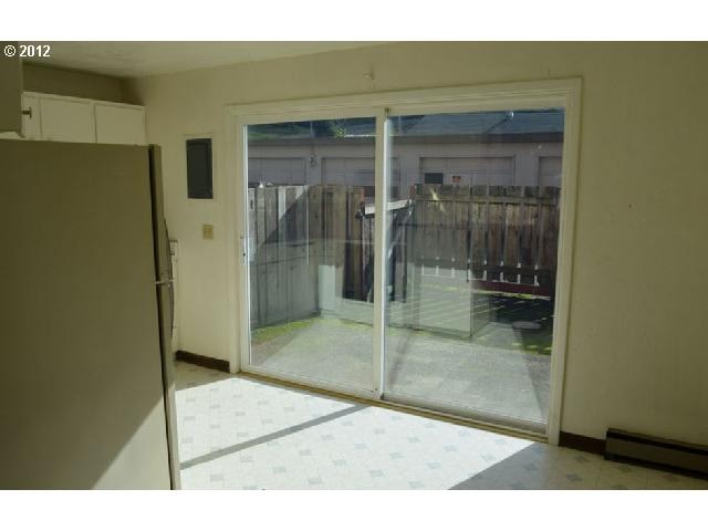 Foto del edificio del interior - 777 Hemlock Ave