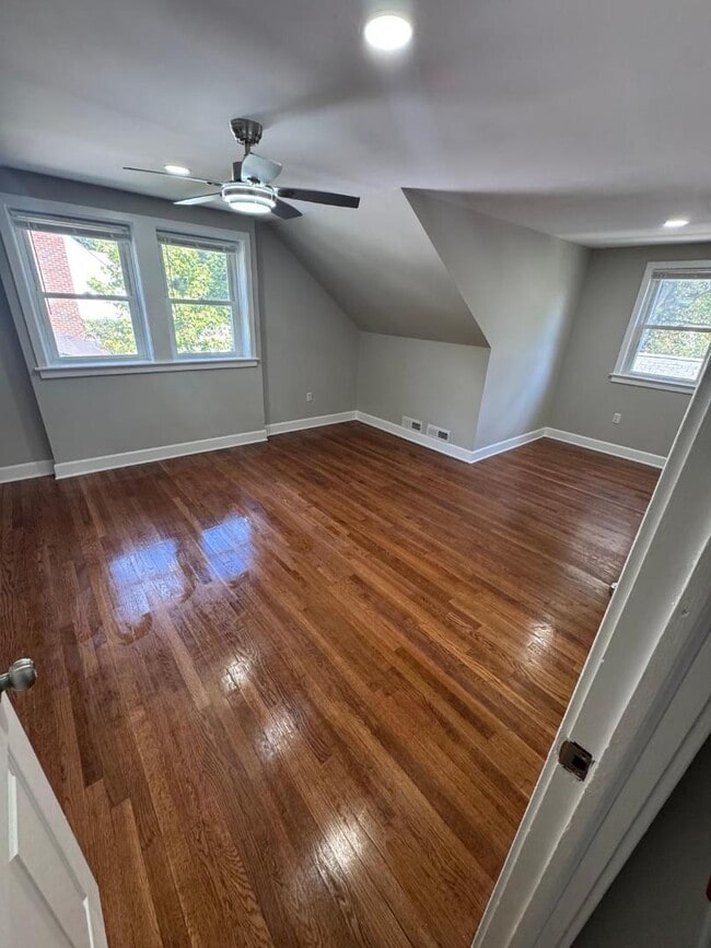 Photo - 4502 Elmwood Rd