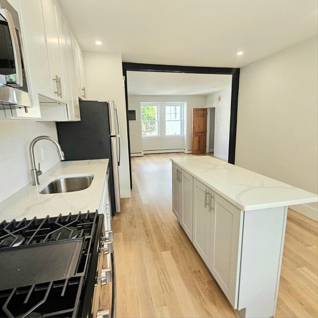 Photo - 23 Roberts St Unit #1