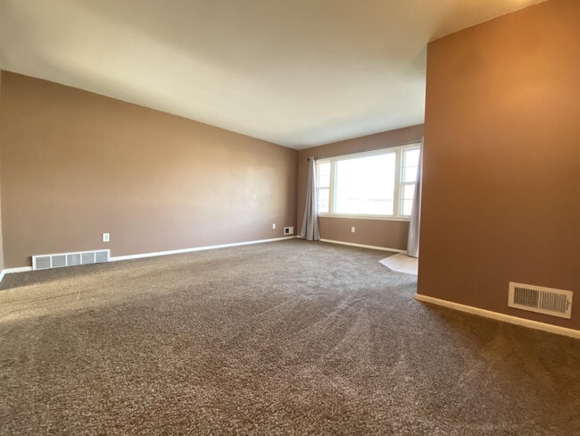 Photo - 2512 18th Ave NW