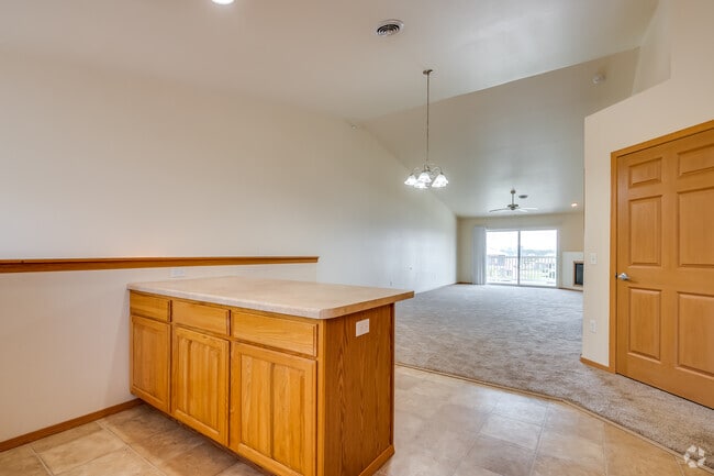 2BR, 2BA - 1,433SF - Kitchen