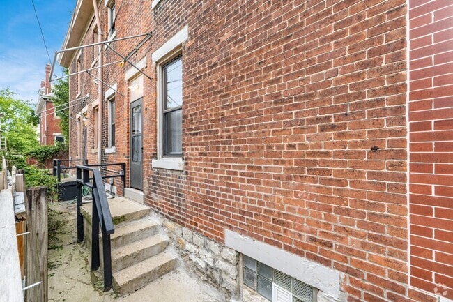 Building Photo - 277 S Champion Ave Unit 277 S. Champion Ave. Rental