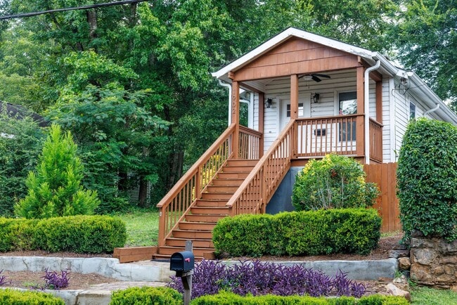 Photo - 2 Bedroom, 2 Bath in Homewood