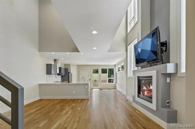 Photo - 2414 Glenarm Pl