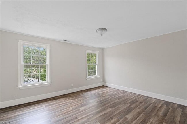 Photo - 2140 Cedar Rd