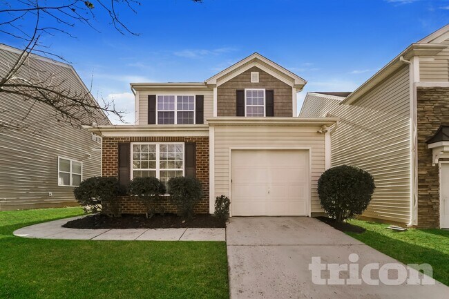 Building Photo - 825 Old Forester Ln