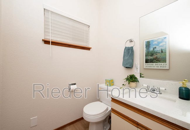 Photo - 1606 Hackamore Rd