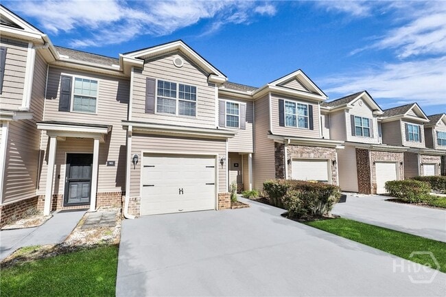 Photo - 975 Canyon Oak Loop