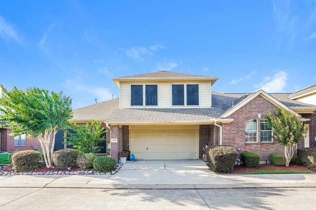 Photo - 1719 Village Townhome Dr