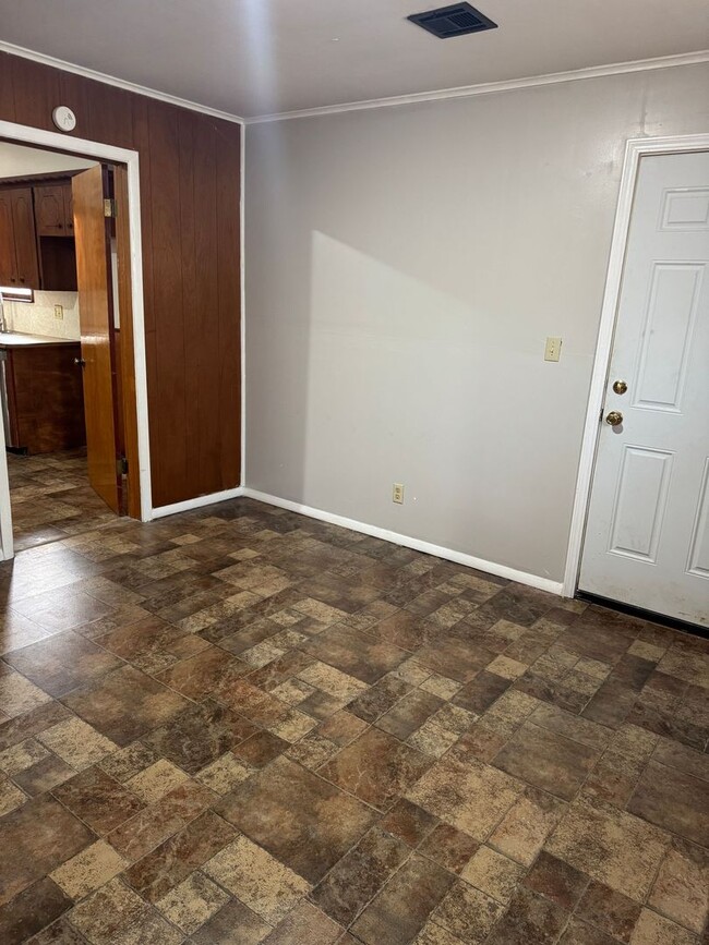 Photo - 213 NE Fenway Ave