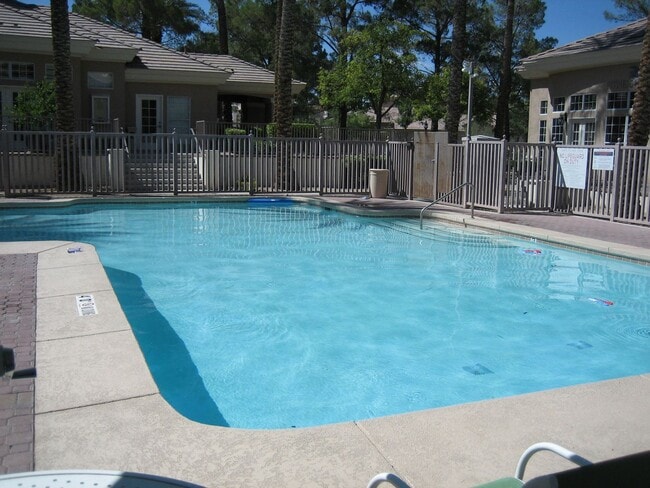Photo - Single story, gated, 3bed, 2bath, 2car garage, Club house, Community Pool, Spa, Fitness room, CCRs
