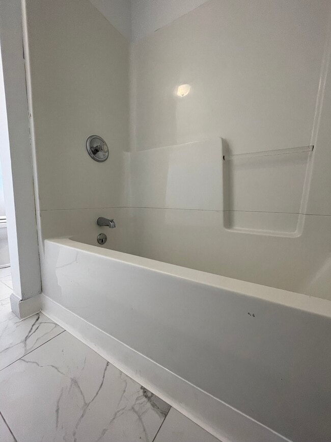 Photo - 374 Migeon Ave Unit 2