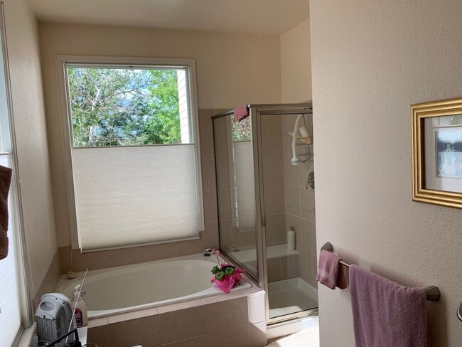 Photo - Charming home located in Coal Creek Ranch-$1000 Off First Month's Rent!