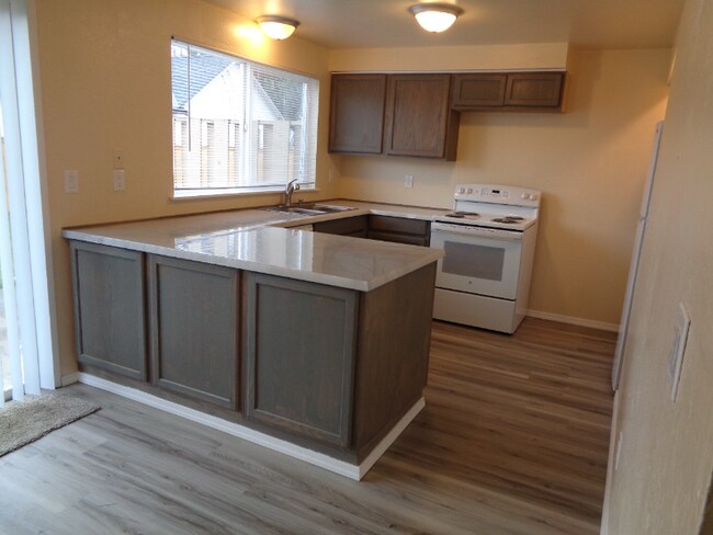 Photo - 609 E 1st St Casa